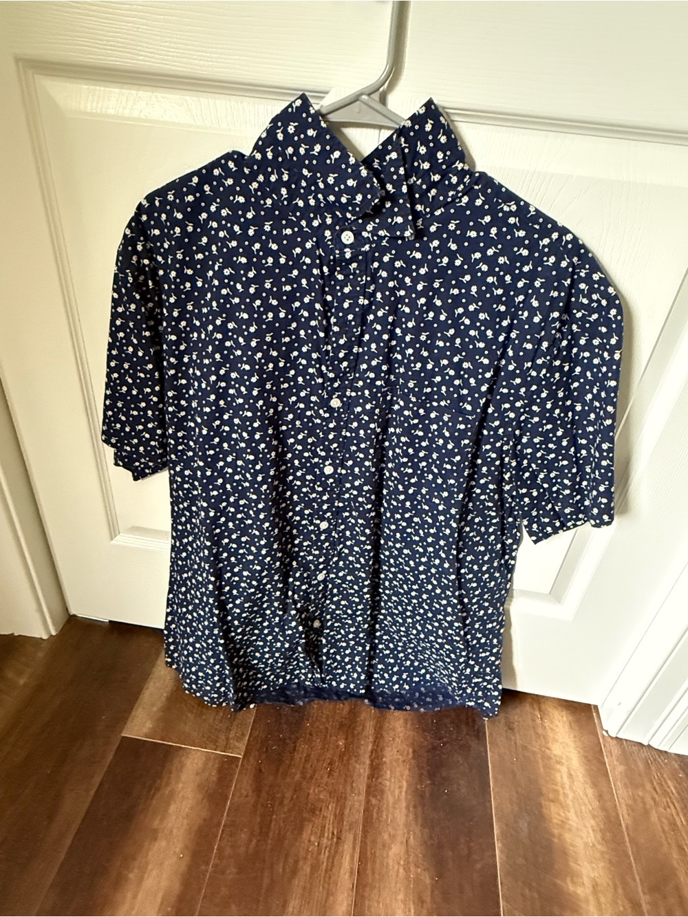 Old Navy Navy Button-Down Shirt with White Floral Pattern